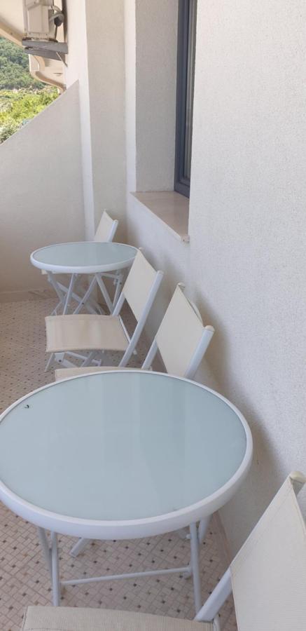 Apartmani Svetionik Budva Ruang foto