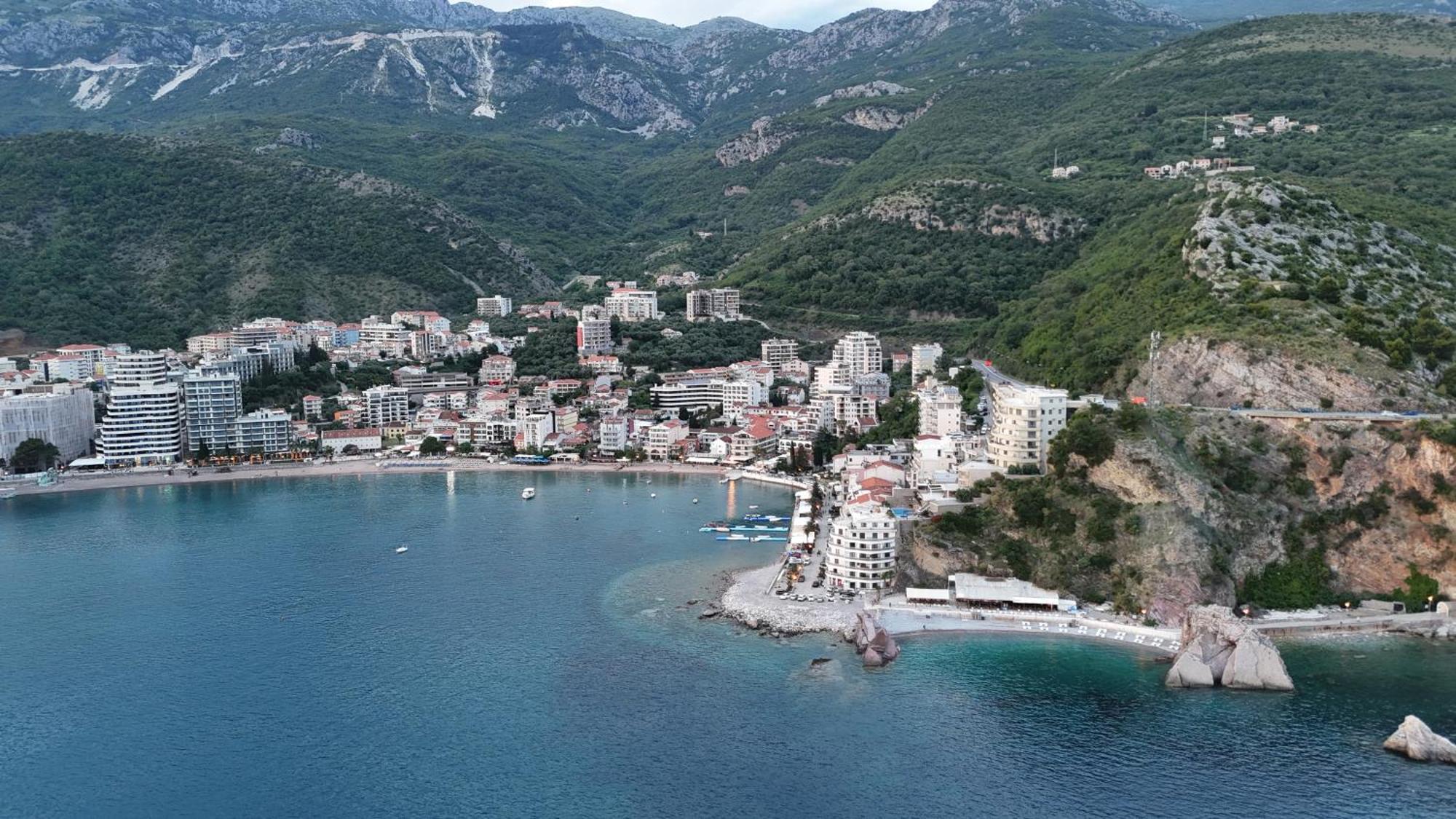 Apartmani Svetionik Budva Bagian luar foto