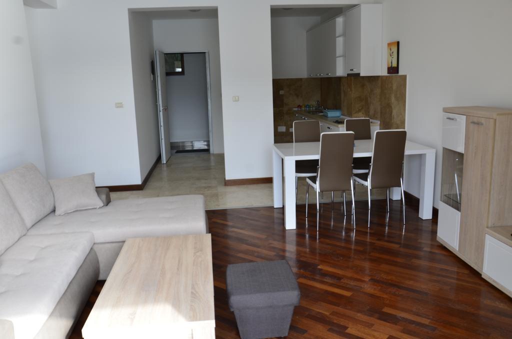 Apartmani Svetionik Budva Bagian luar foto
