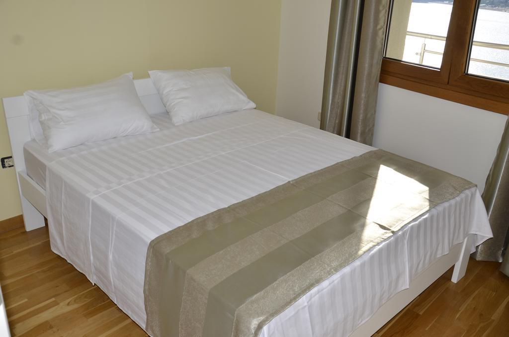 Apartmani Svetionik Budva Bagian luar foto