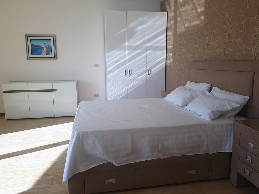 Apartmani Svetionik Budva Bagian luar foto