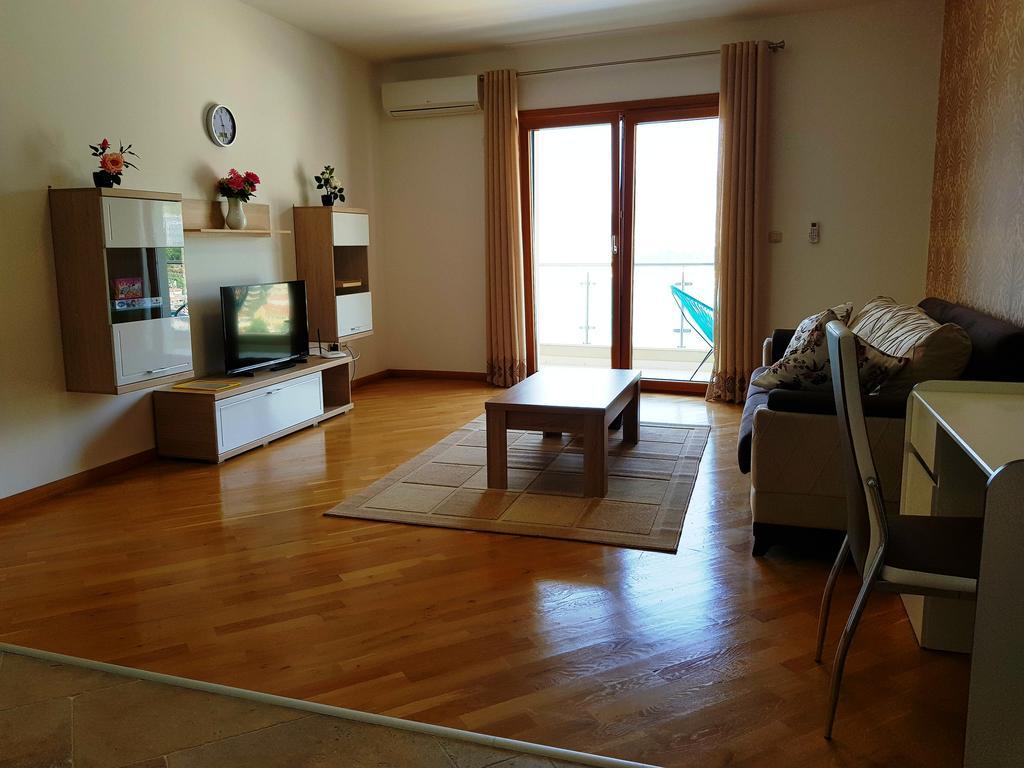 Apartmani Svetionik Budva Bagian luar foto