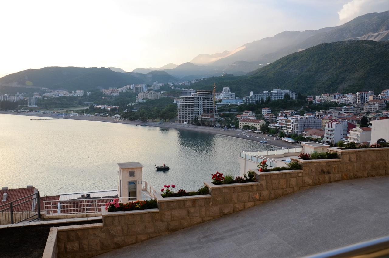 Apartmani Svetionik Budva Bagian luar foto
